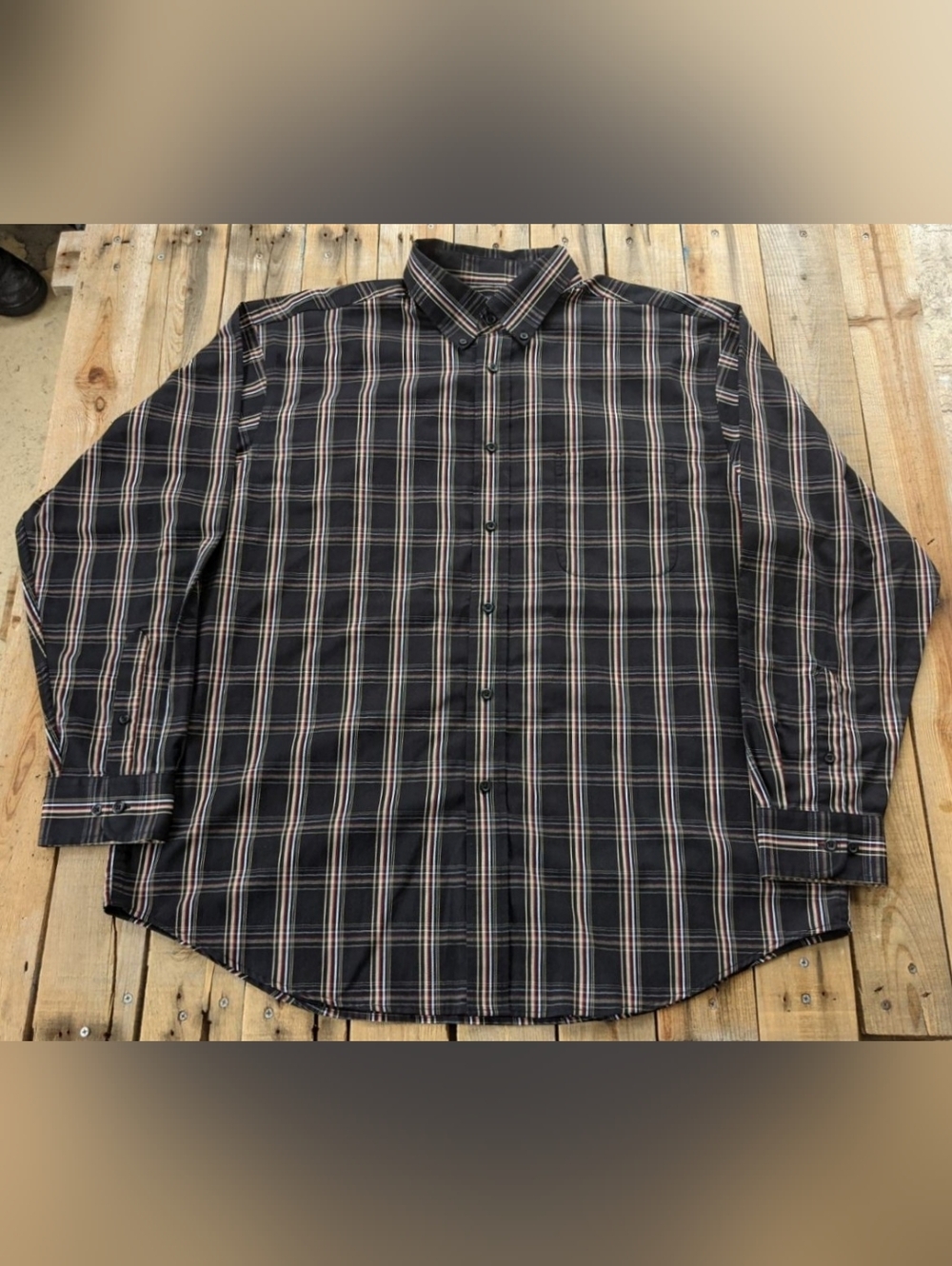 vintage Roundtree & Yorke black plaid button up shirt  men's Size XL